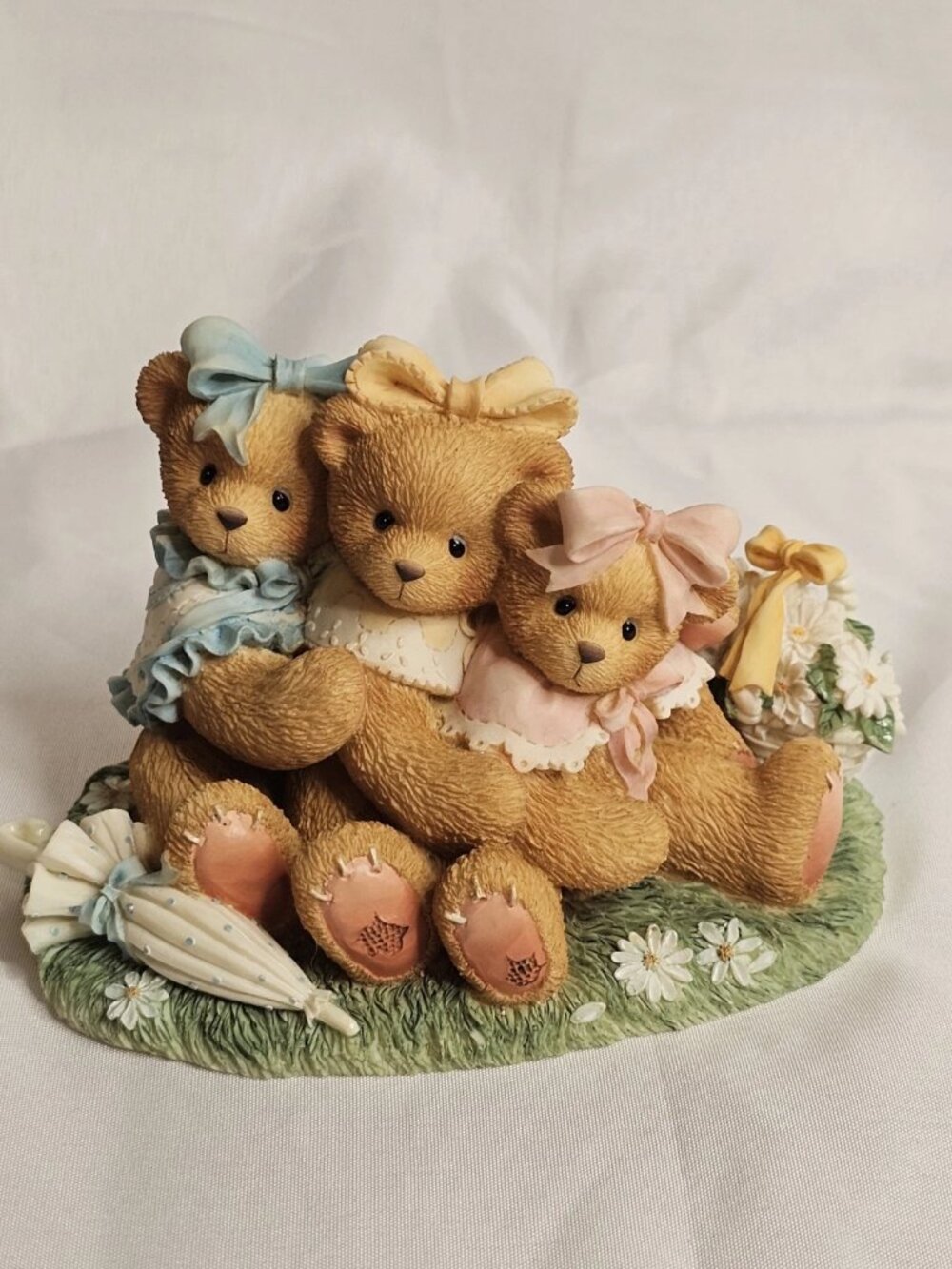 Cherished Teddies Bear Figurine 1997 Danielle, Sabrina , & Tiffany